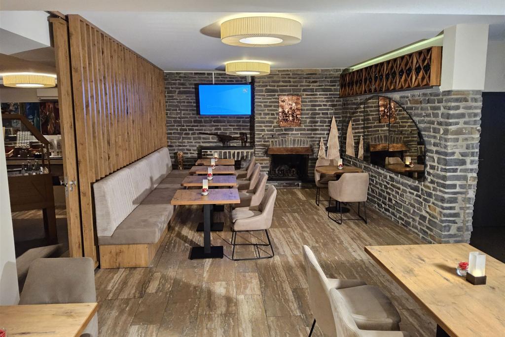 EINE WEINLOUNGE